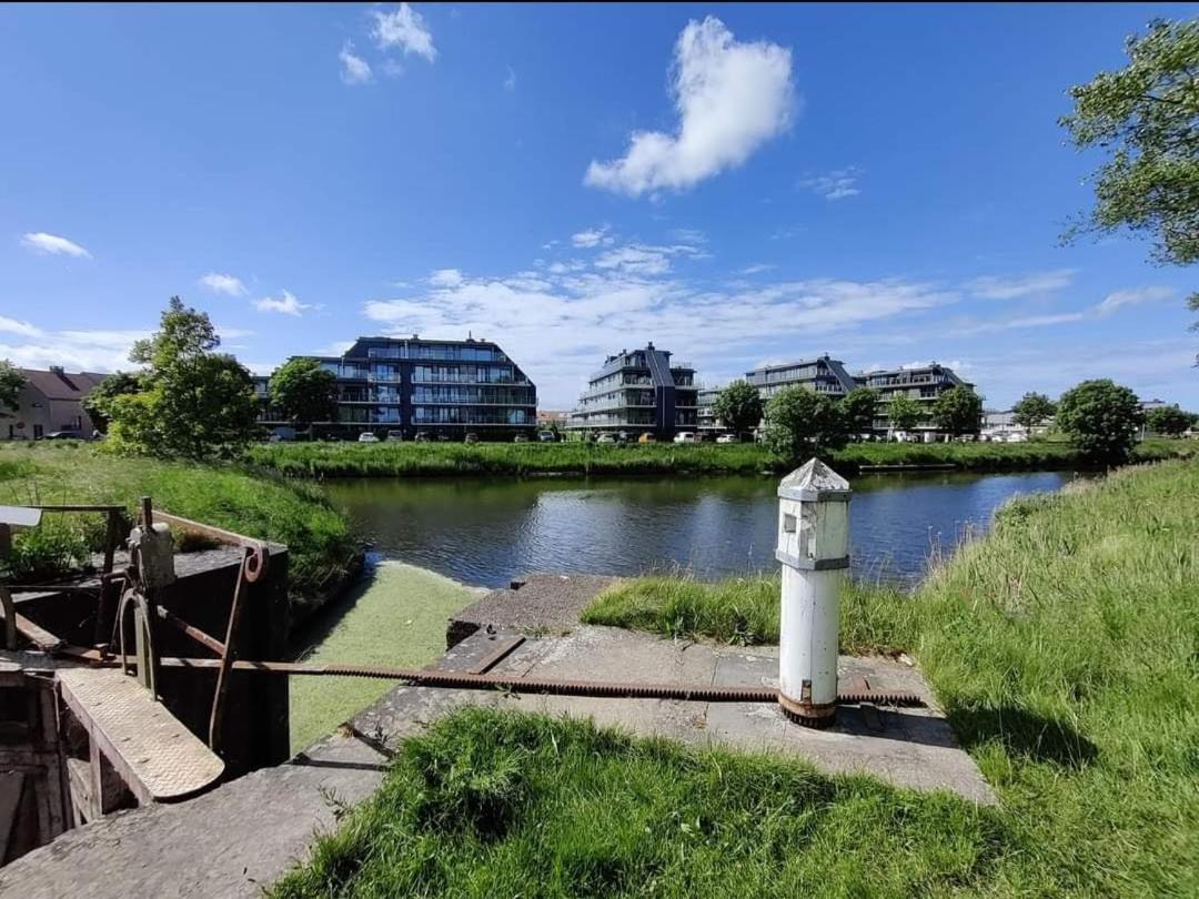 Waterfront Nieuwpoort Lägenhet Exteriör bild